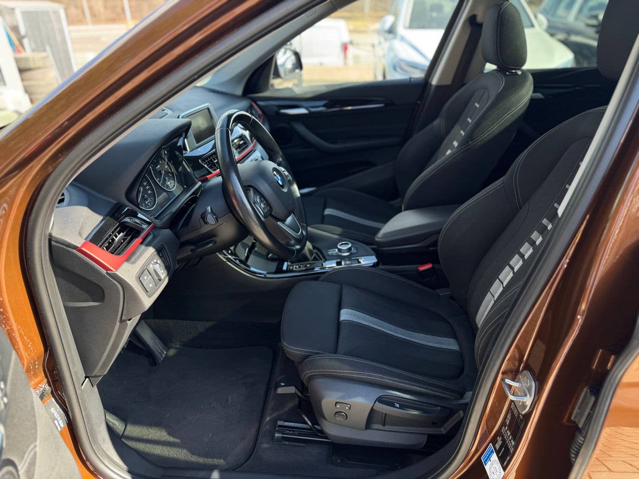 BMW X1 1.8D 2016 — Миниатюра 5