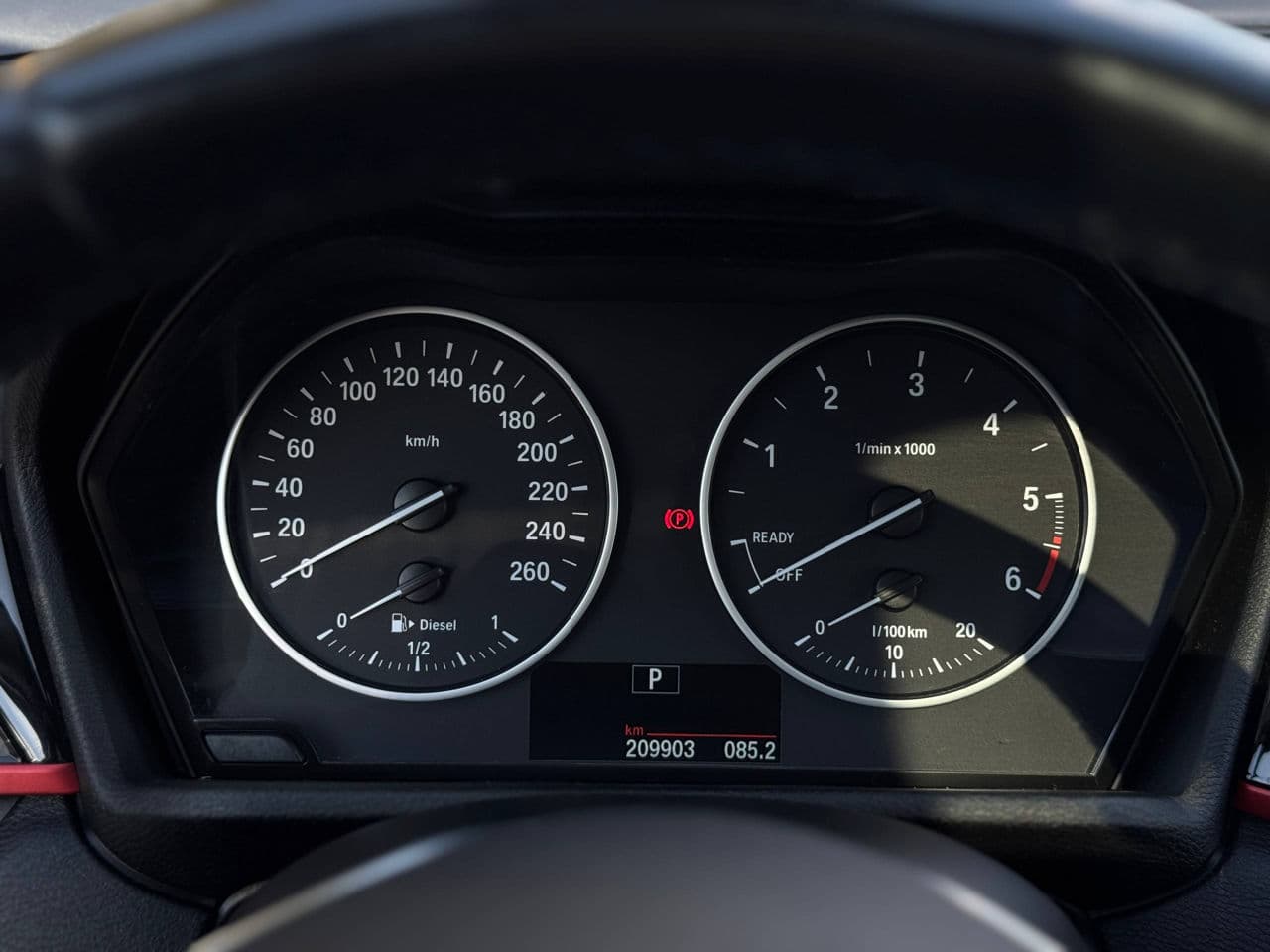 BMW X1 1.8D 2016 — Миниатюра 8