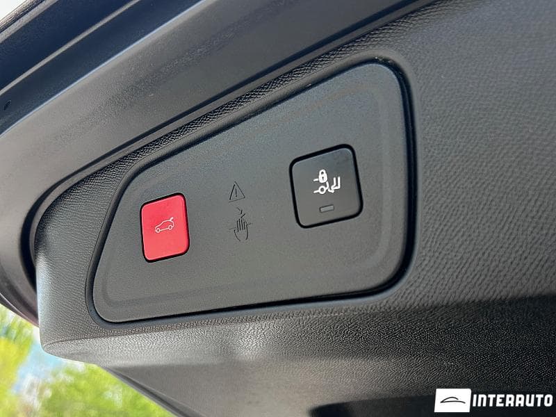 Peugeot 3008 2022 — Миниатюра 21