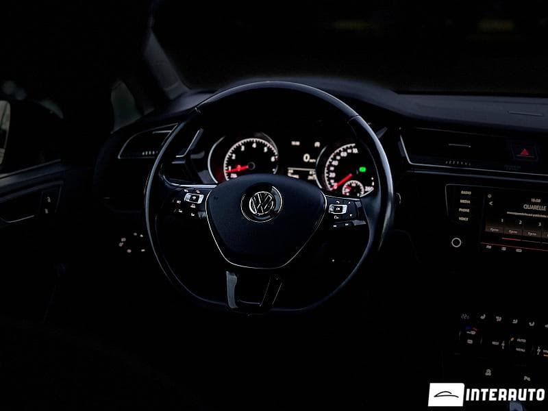 Volkswagen Touran 2015 — Миниатюра 7