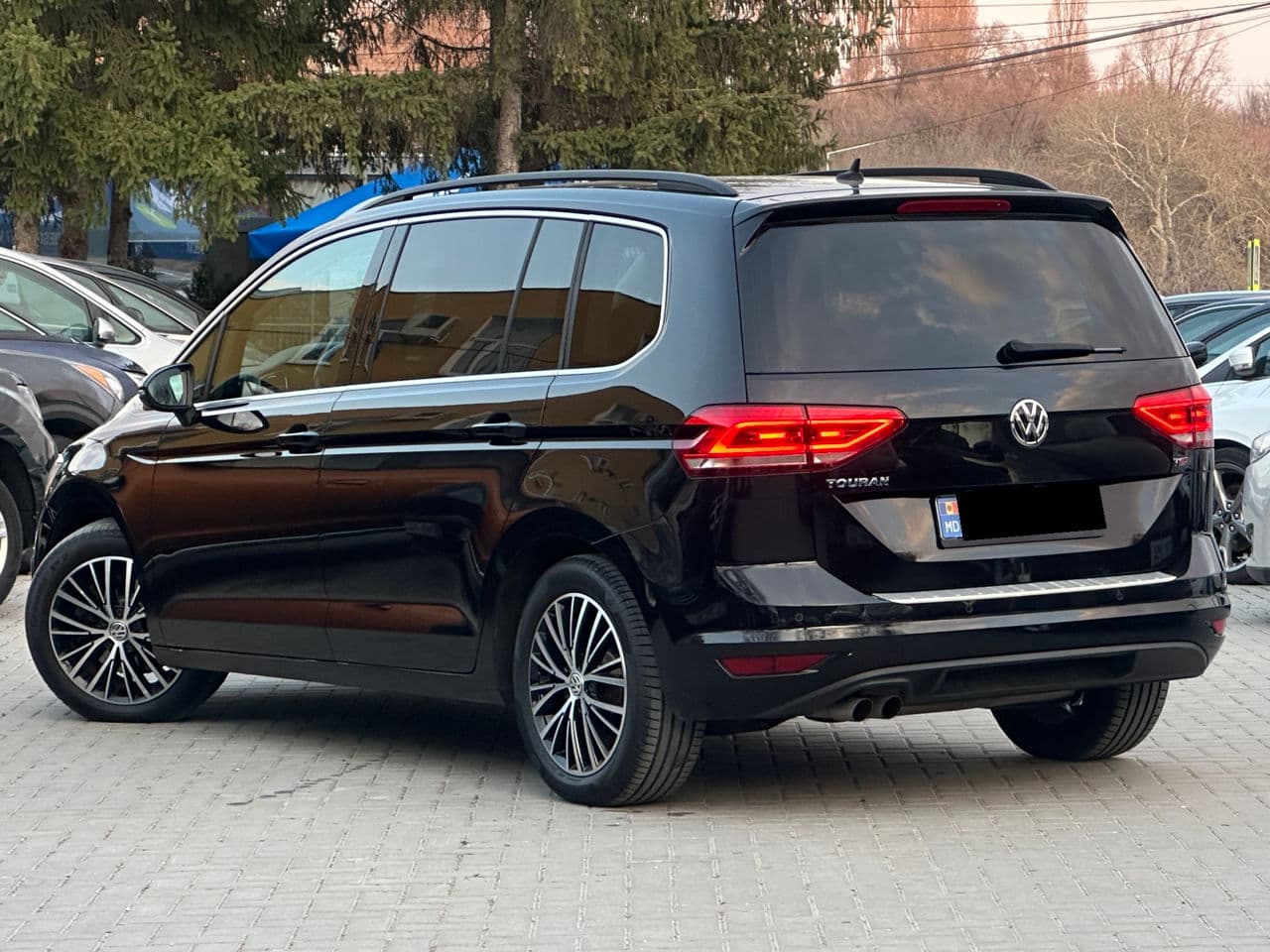Volkswagen Touran 2015 — Миниатюра 4