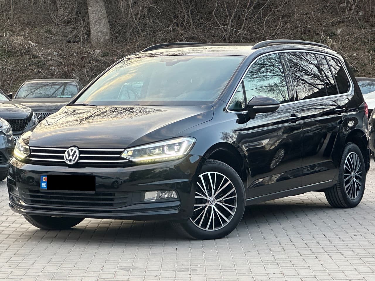 Volkswagen Touran 2015 — Миниатюра 2