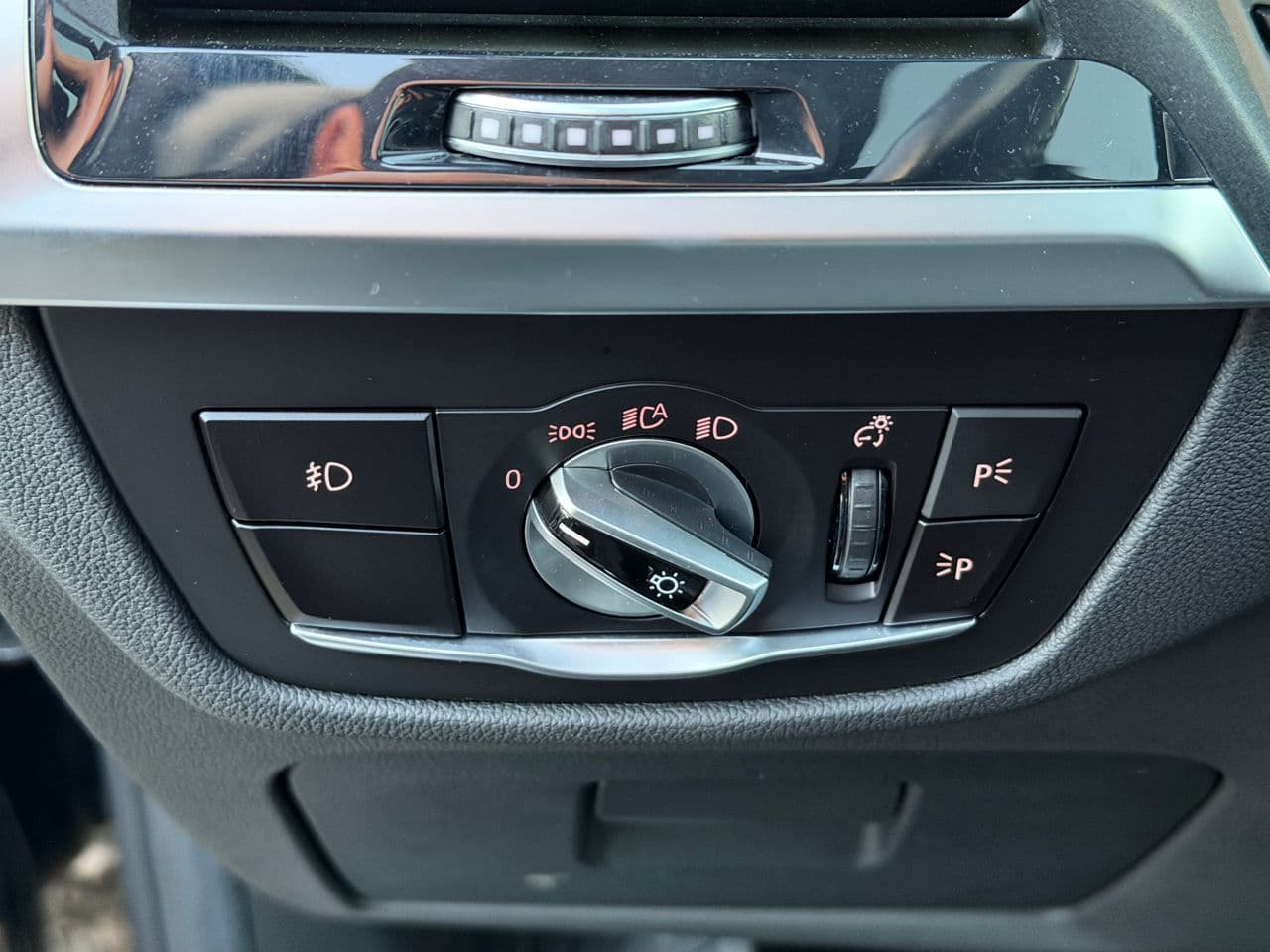 2018 BMW X3 3.0i — Miniatură 10