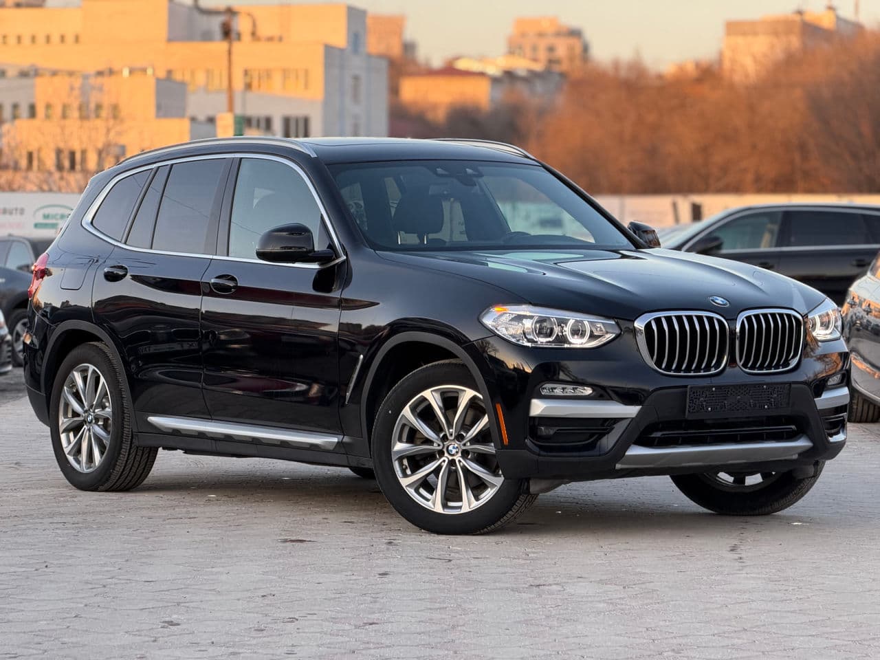 2018 BMW X3 3.0i — Miniatură 4