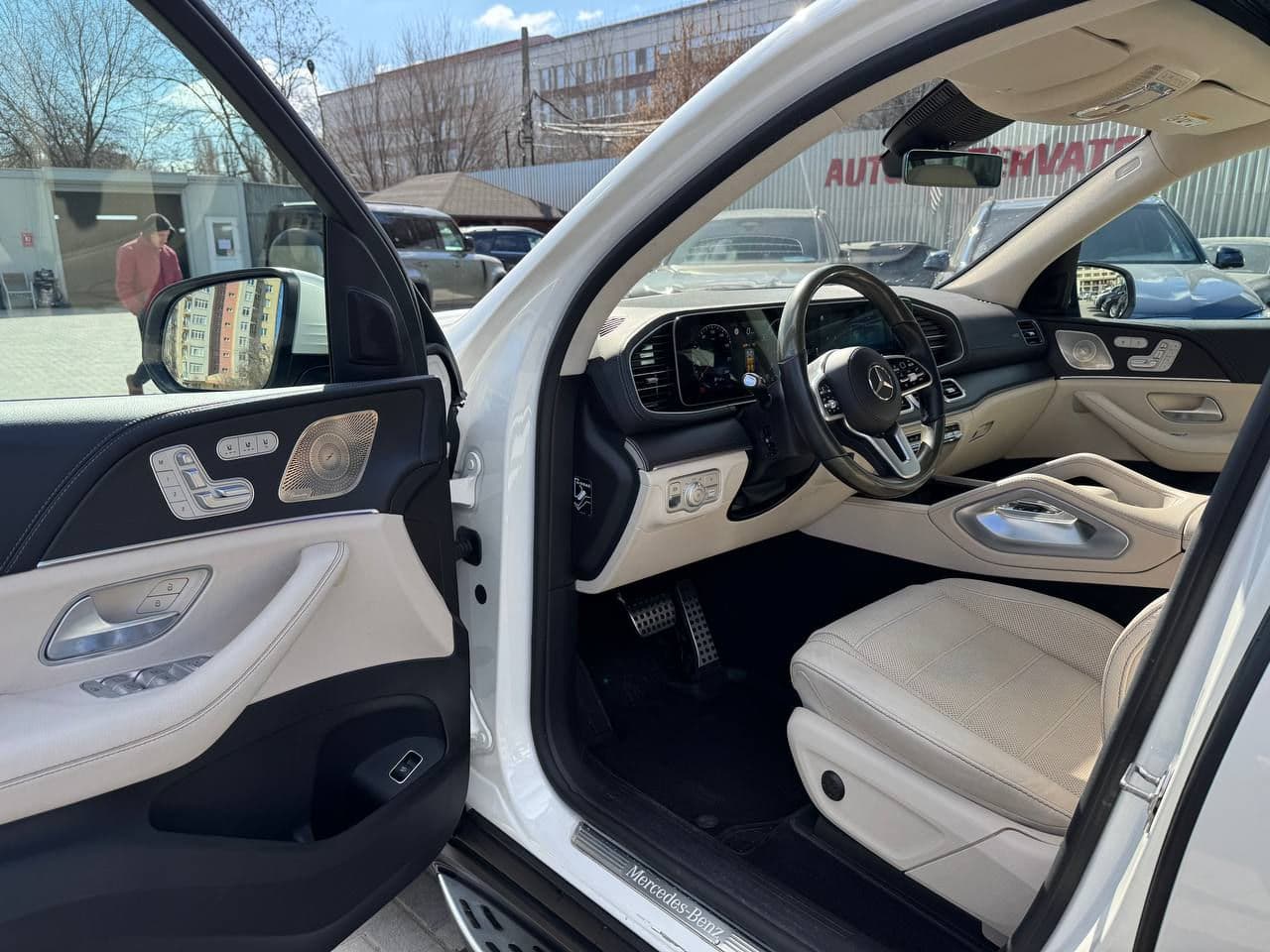 Mercedes GLS 400 2022 — Миниатюра 9