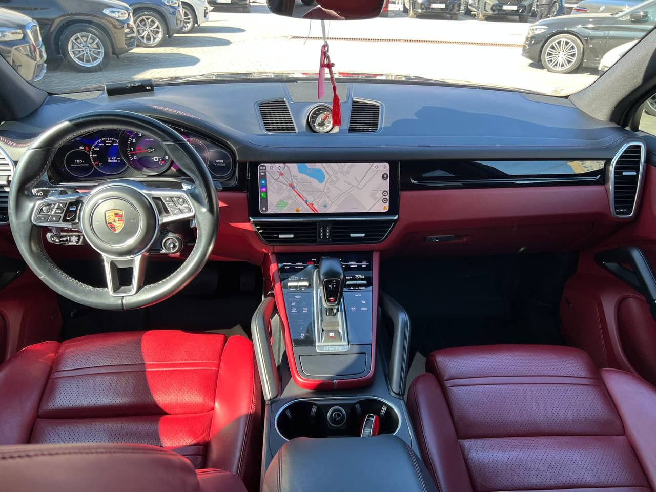 Porsche Cayenne 2019 — Миниатюра 12