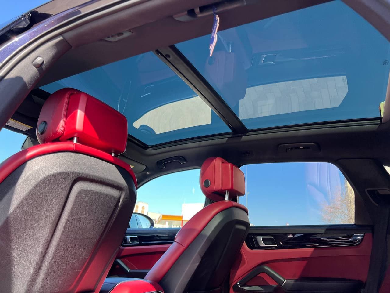 Porsche Cayenne 2019 — Миниатюра 24