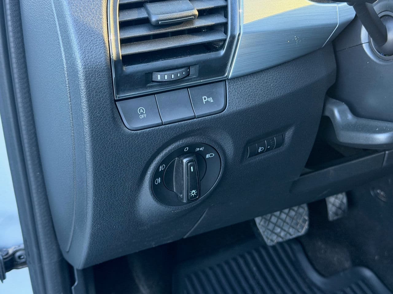 Skoda Fabia 2015 — Миниатюра 7