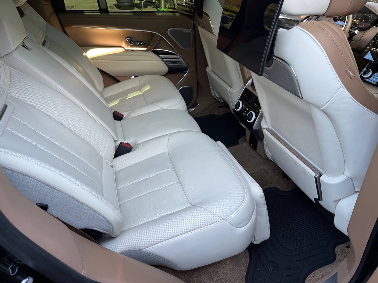Land Rover Range Rover Vogue 2023 — Миниатюра 25
