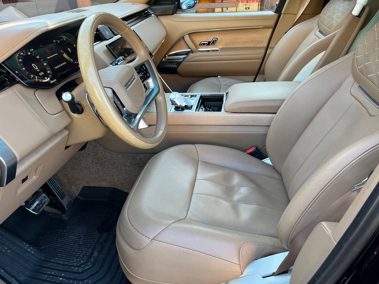 Land Rover Range Rover Vogue 2023 — Миниатюра 6