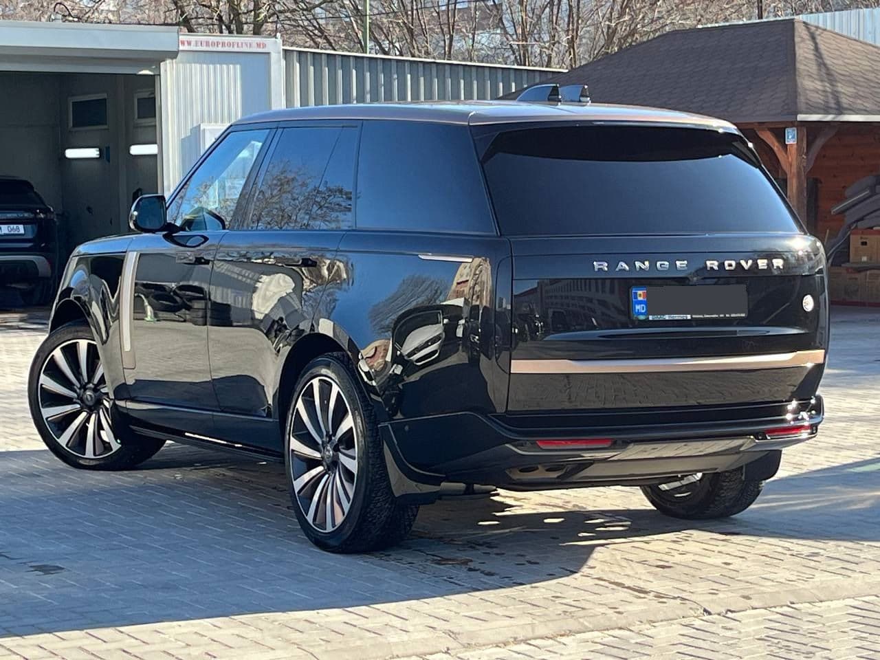 Land Rover Range Rover Vogue 2023 — Миниатюра 2