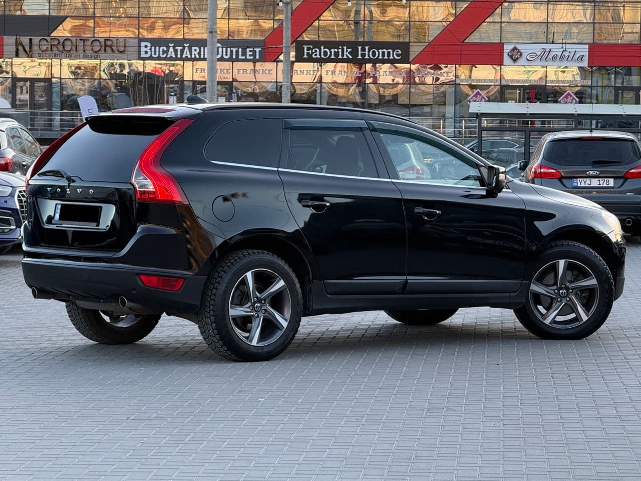 Volvo XC 60 2011 — Миниатюра 3