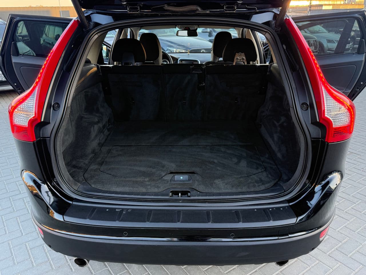 Volvo XC 60 2011 — Миниатюра 21