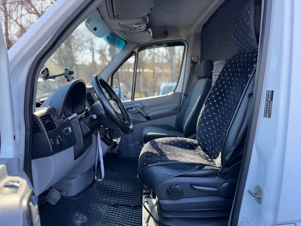 Mercedes Sprinter 2011 — Миниатюра 5