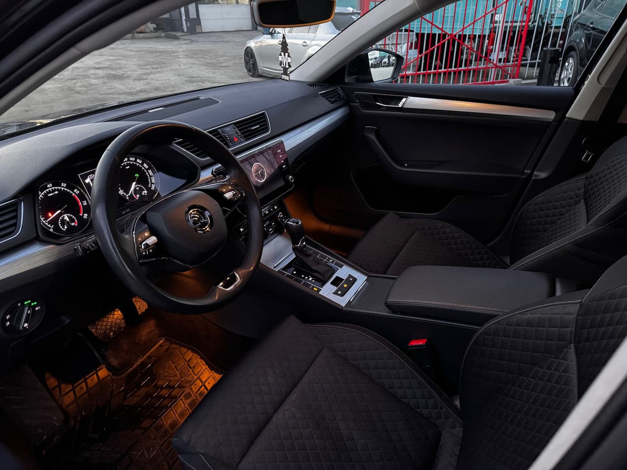 Skoda Superb 2020 — Миниатюра 6