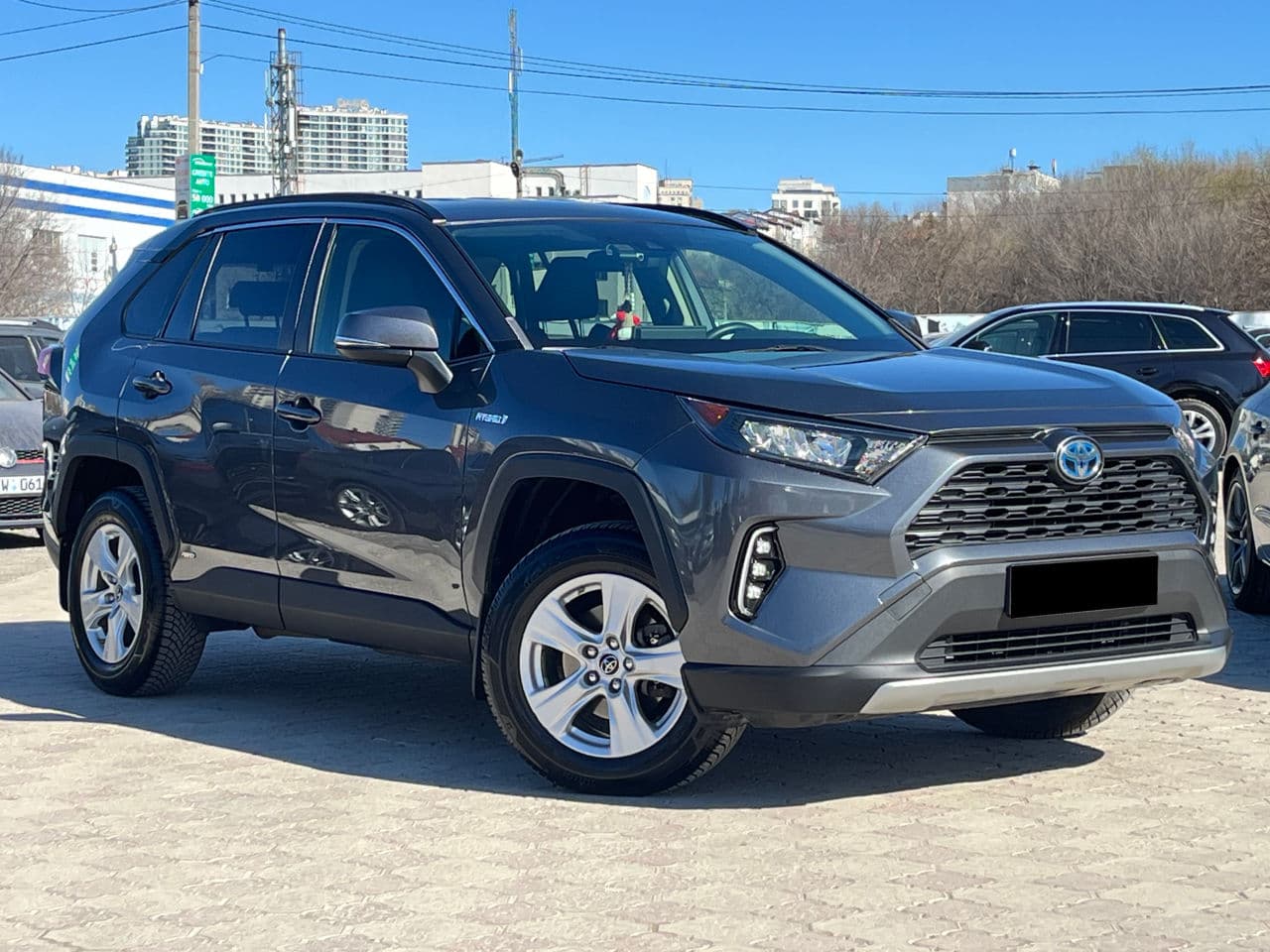 Toyota Rav-4 2019 — Миниатюра 4