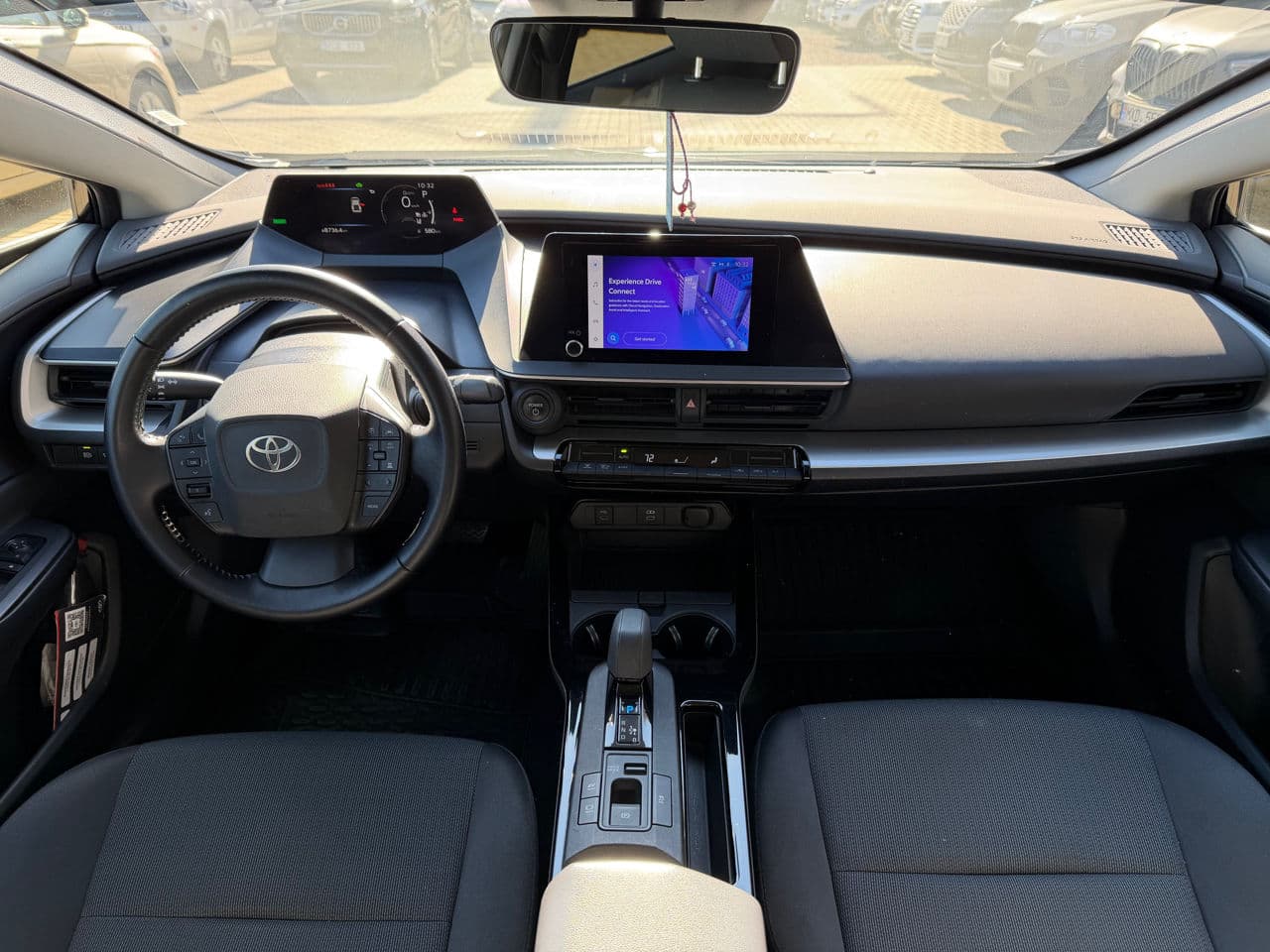 Toyota Prius 2023 — Миниатюра 10