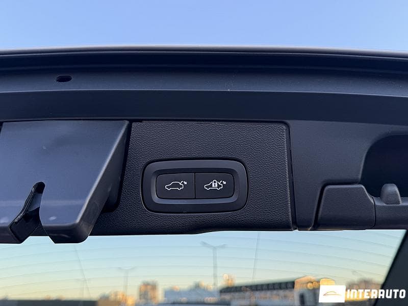 Volvo XC 60 2021 — Миниатюра 24