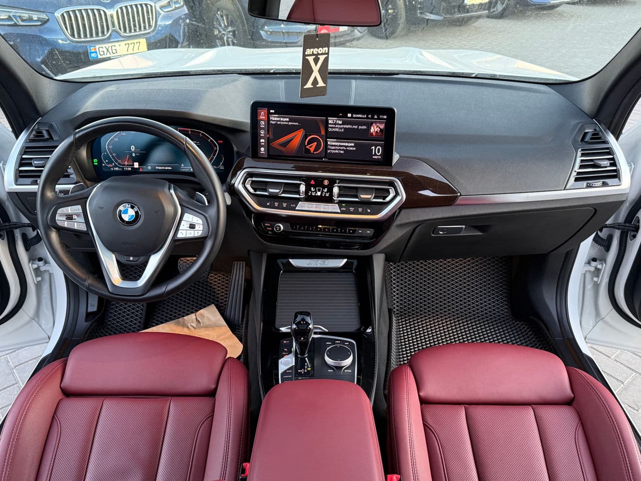BMW X3 3.0i 2022 — Миниатюра 6