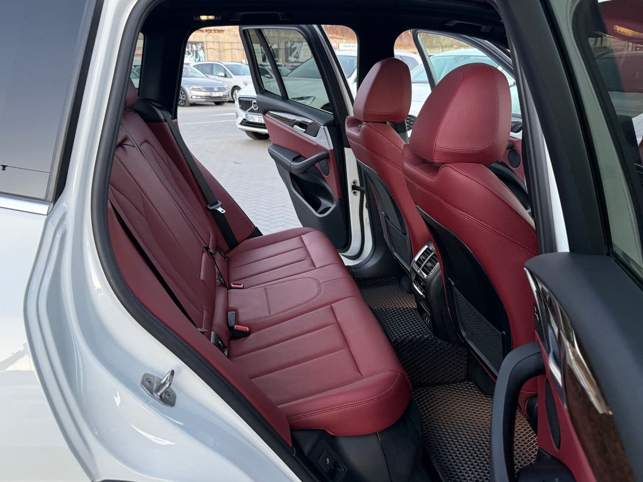 BMW X3 3.0i 2022 — Миниатюра 15