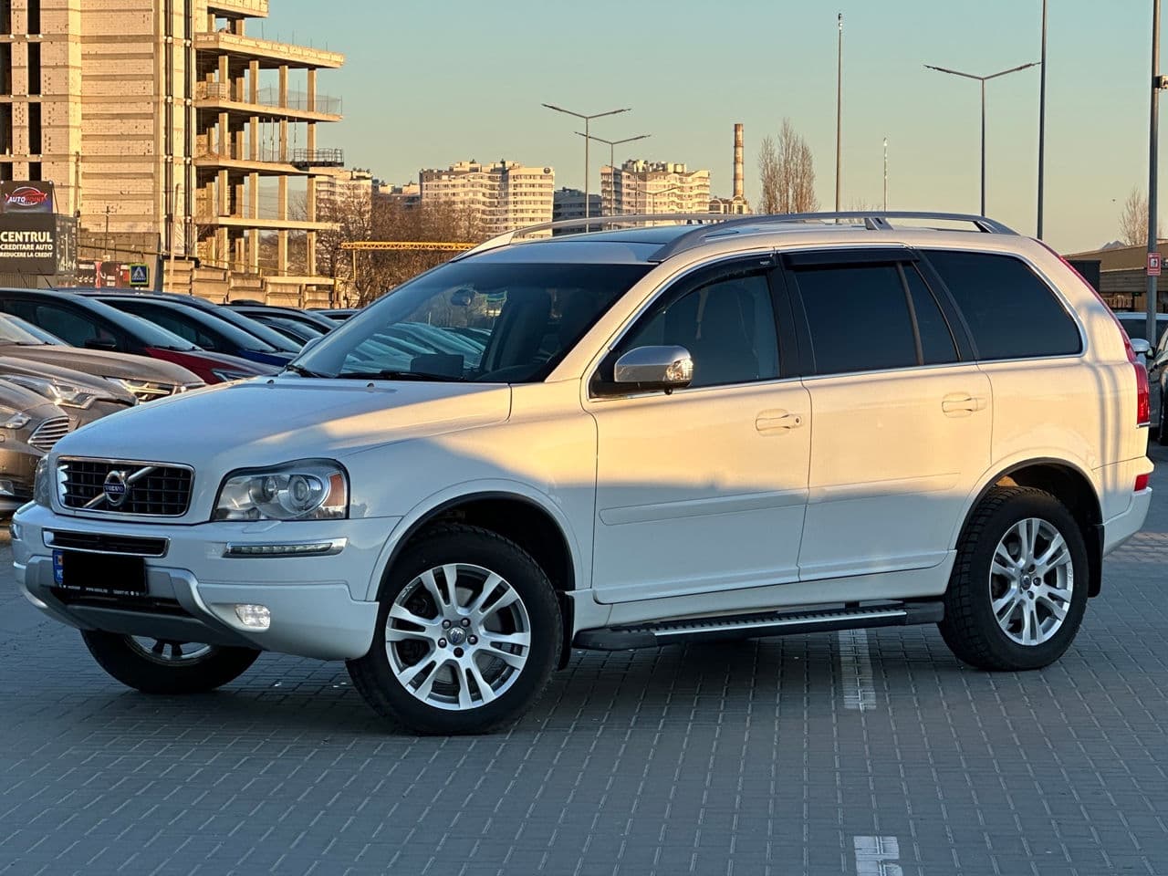 Volvo XC 90 2012 — Миниатюра 2