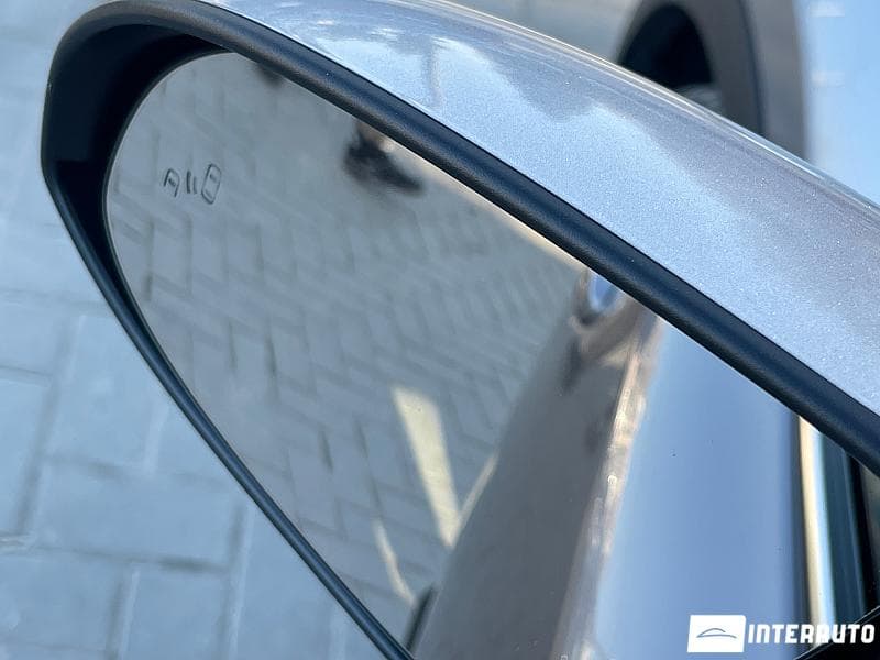 Toyota C-HR 2018 — Миниатюра 16