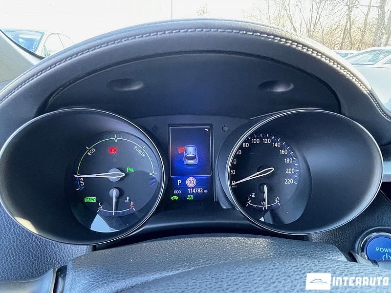 Toyota C-HR 2018 — Миниатюра 9