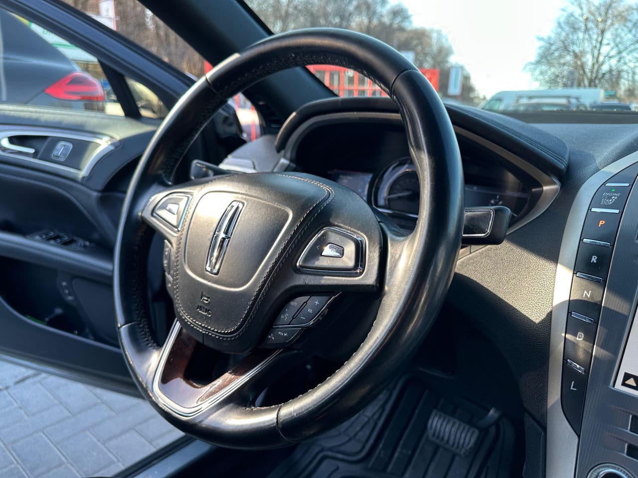 Lincoln MKZ 2016 — Миниатюра 8