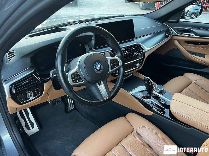BMW 530e 2023 — Миниатюра 5