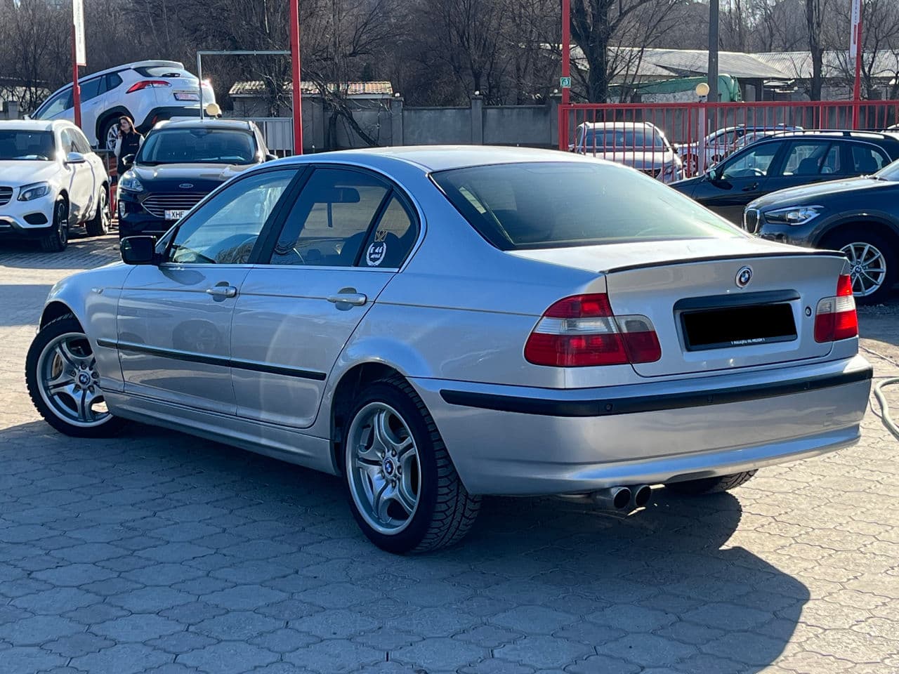 BMW 318 2004 — Миниатюра 3