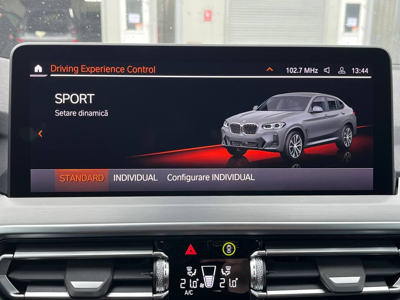 BMW X4 2.0D 2024 — Миниатюра 13