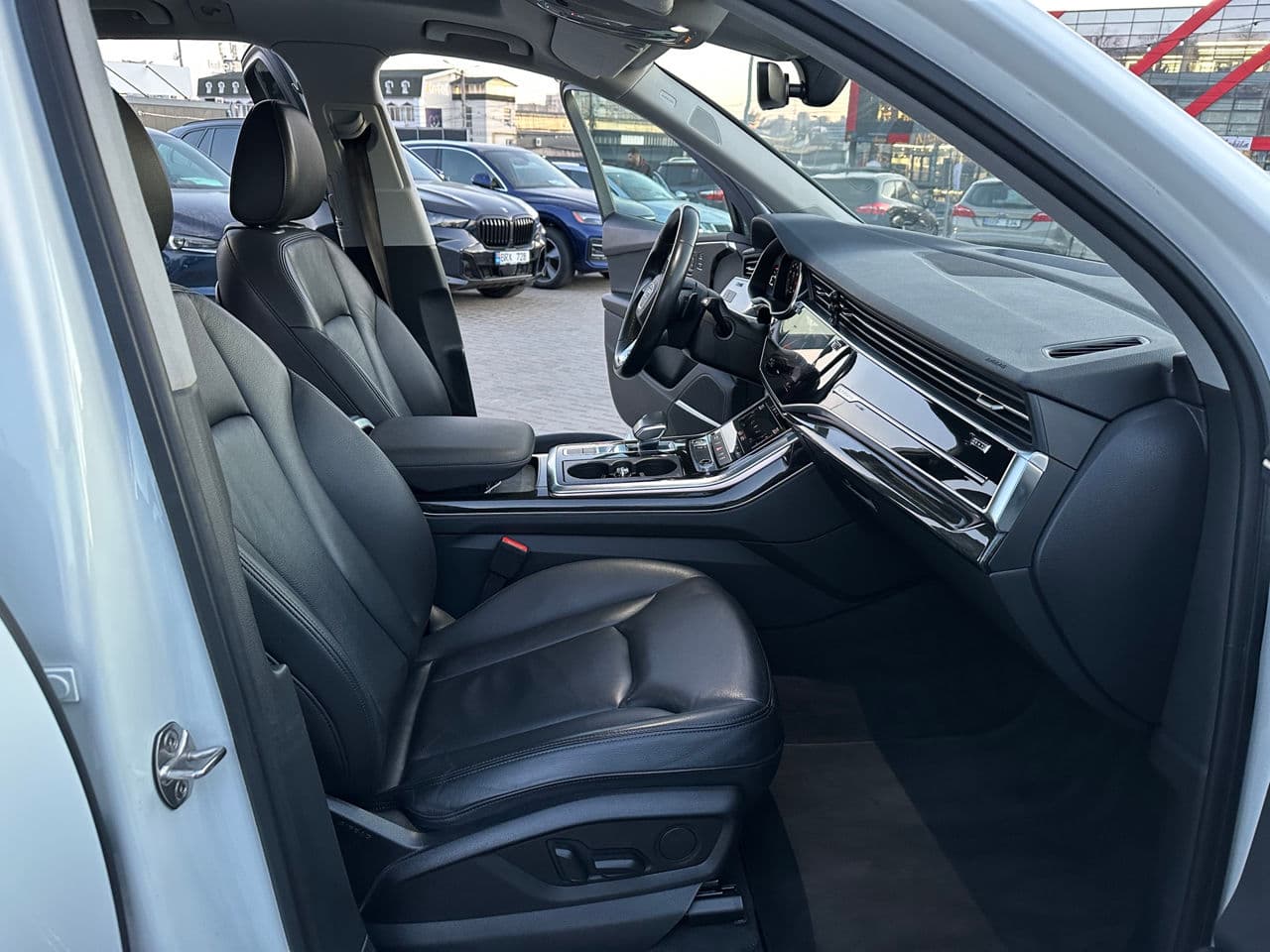 Audi Q7 2021 — Миниатюра 16
