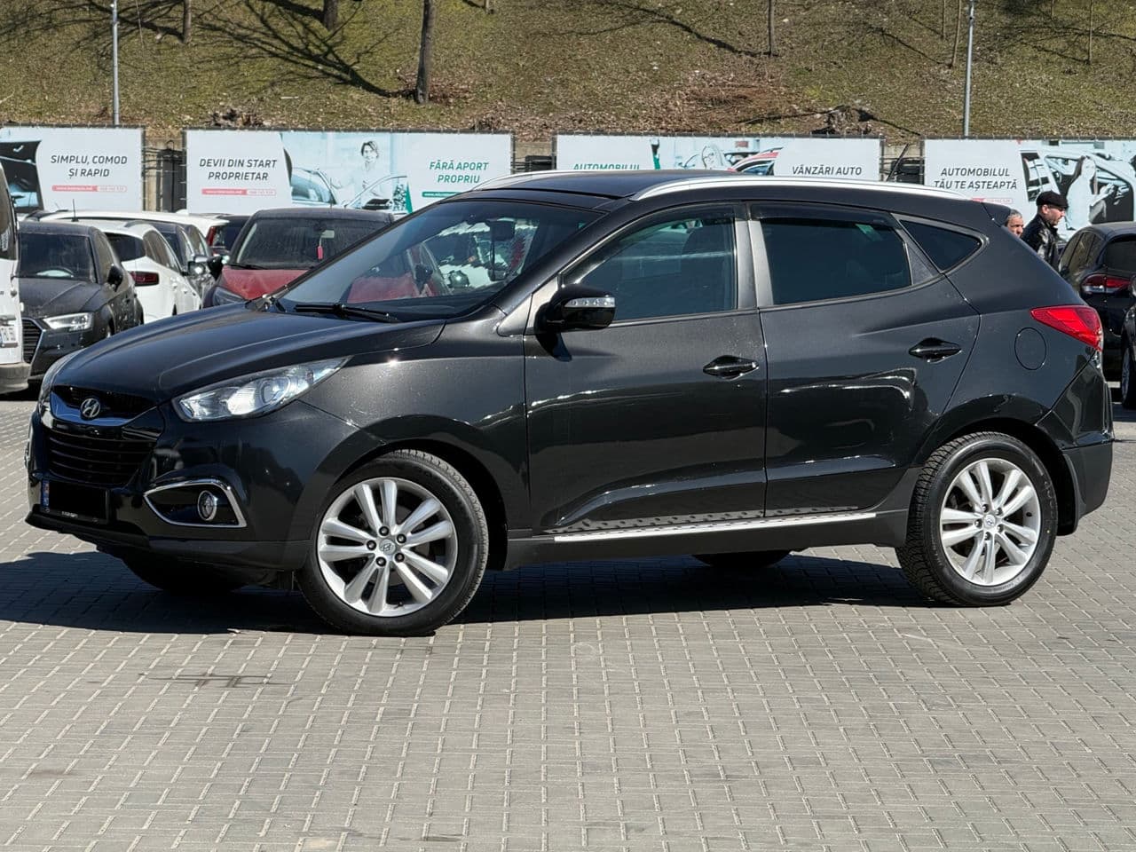 2010 Hyundai Tucson — Miniatură 2