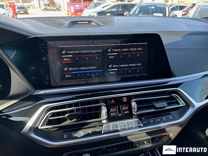 BMW X7 4.0i 2019 — Миниатюра 10