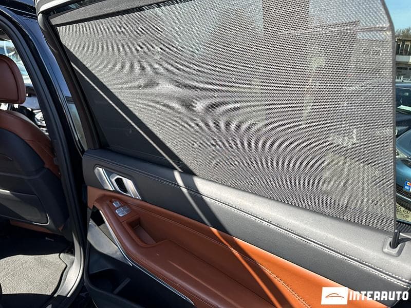 BMW X7 4.0i 2019 — Миниатюра 19