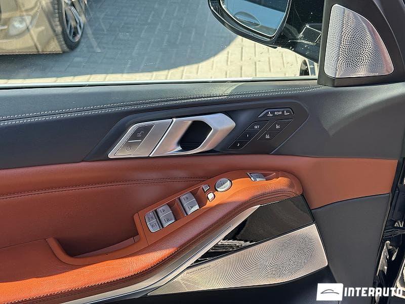 BMW X7 4.0i 2019 — Миниатюра 15