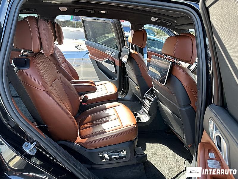 BMW X7 4.0i 2019 — Миниатюра 21