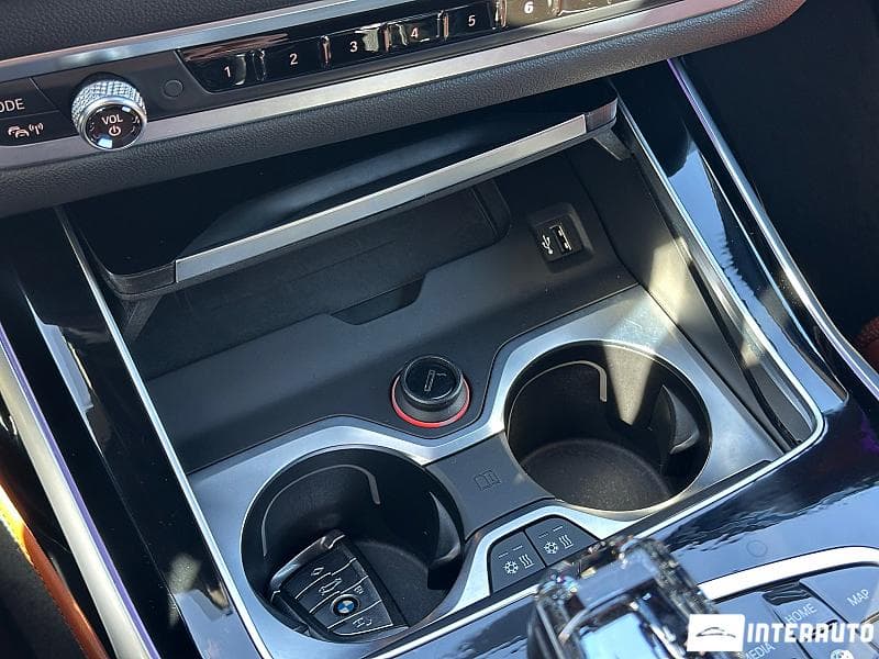 BMW X7 4.0i 2019 — Миниатюра 13
