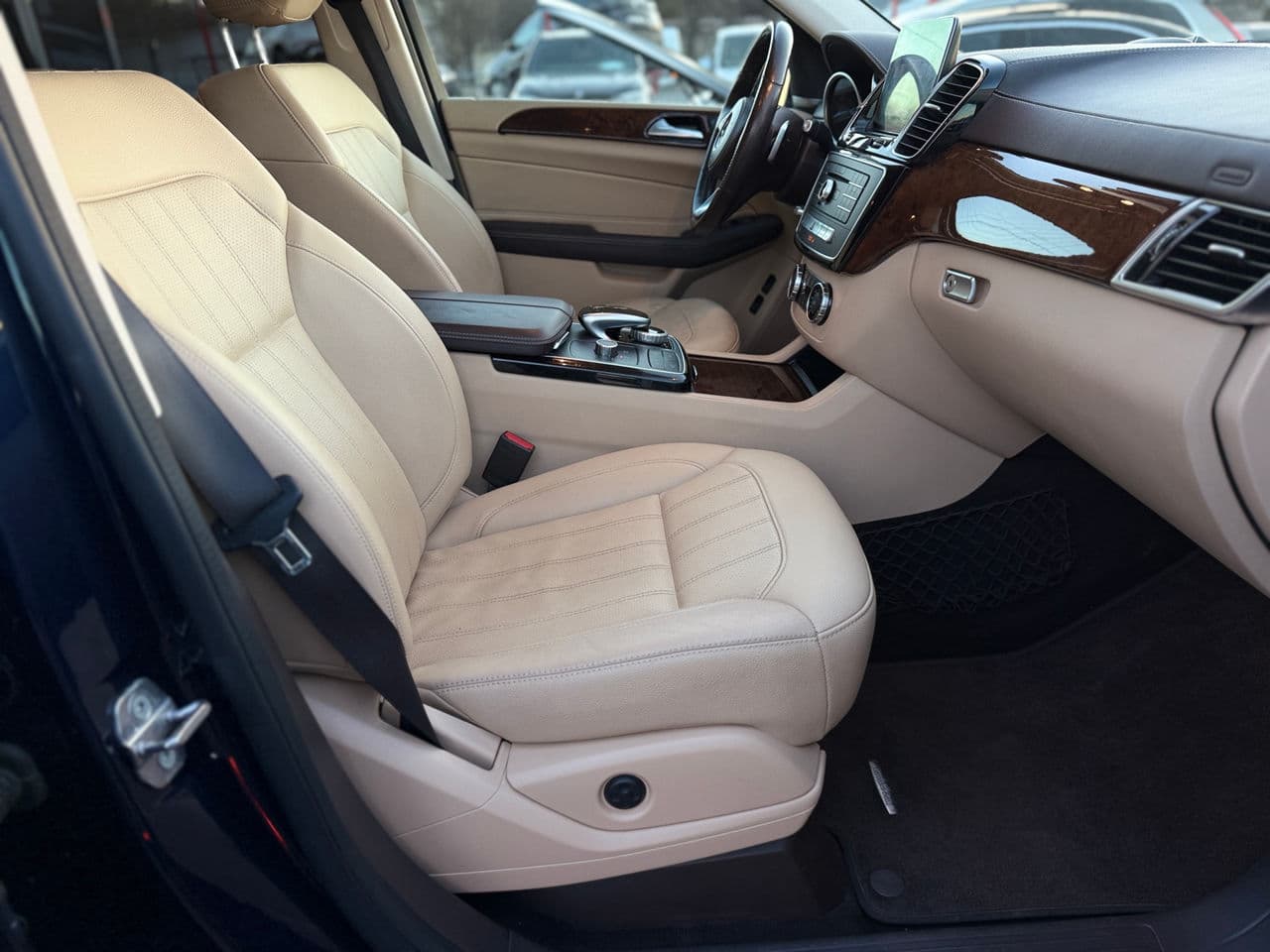 2019 Mercedes GLS 450 — Miniatură 17