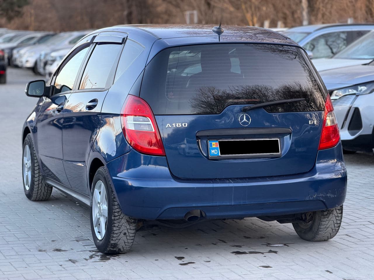Mercedes A 180 2010 — Миниатюра 4