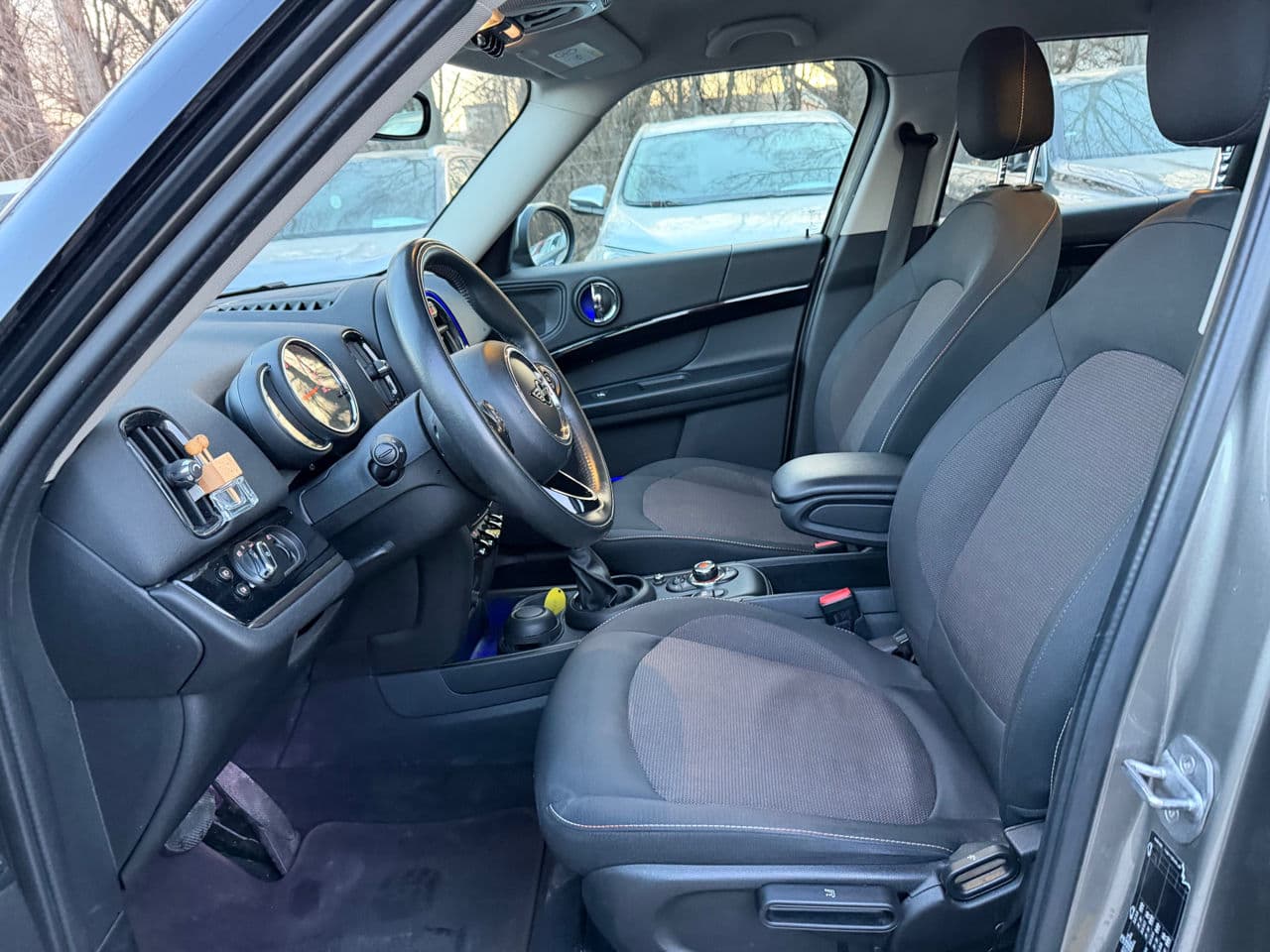 Mini Countryman Cooper S ALL4 2019 — Миниатюра 6