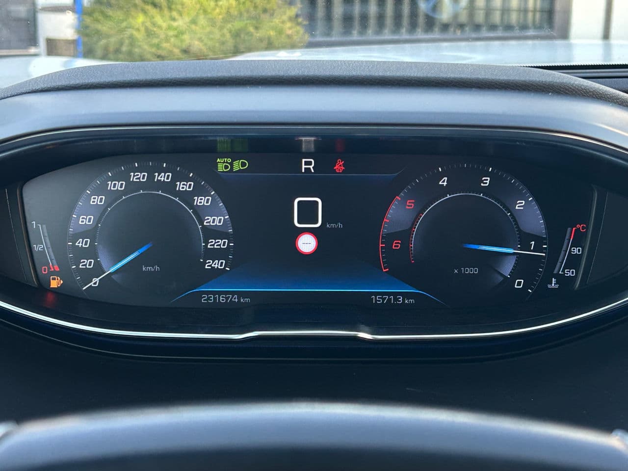 Peugeot 3008 2020 — Миниатюра 12