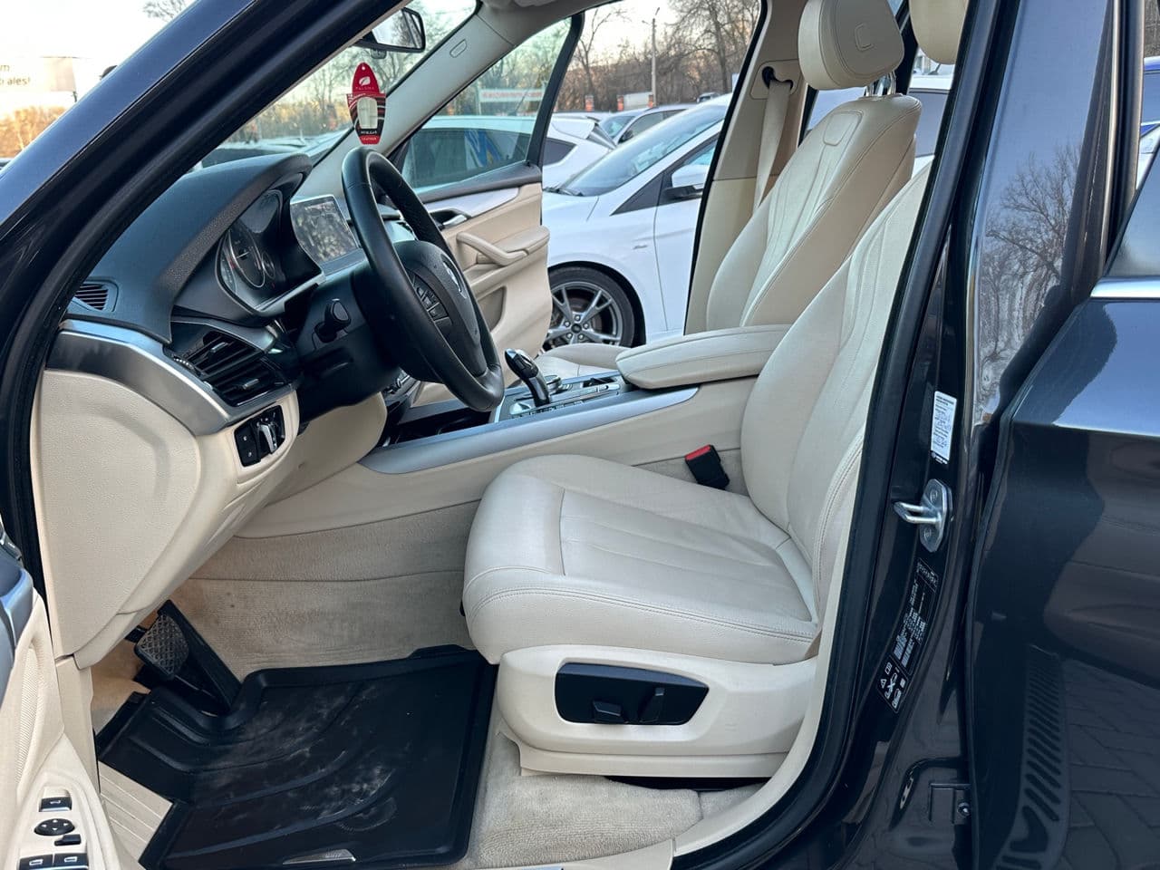 2017 BMW X5 2.5D — Miniatură 5