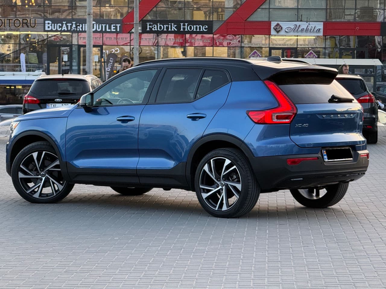 Volvo XC 40 2020 — Миниатюра 4