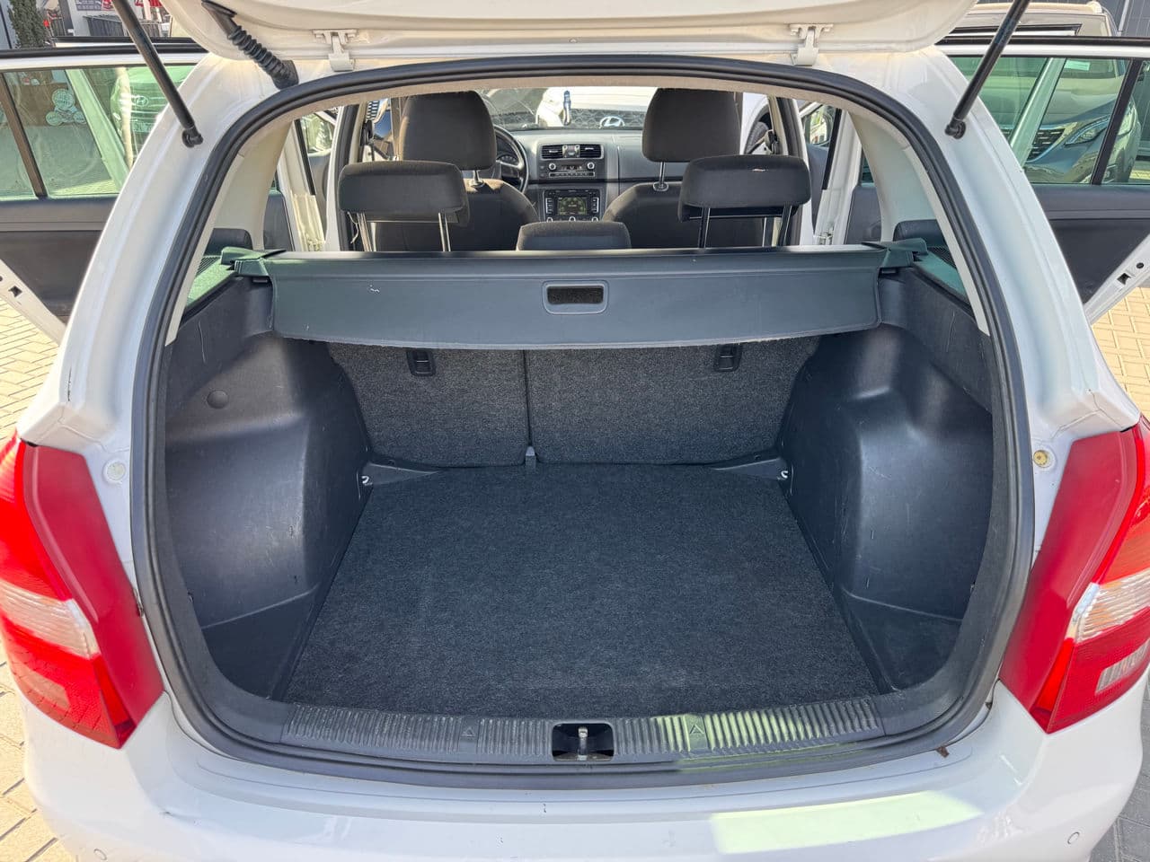 Skoda Fabia 2012 — Миниатюра 19