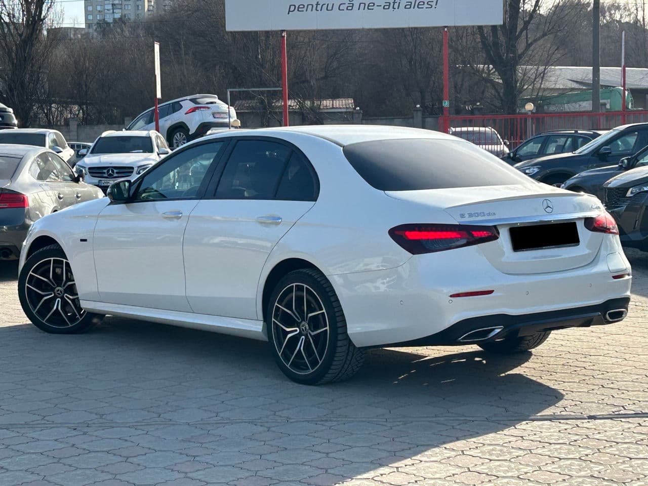 Mercedes E 300de 2020 — Миниатюра 3