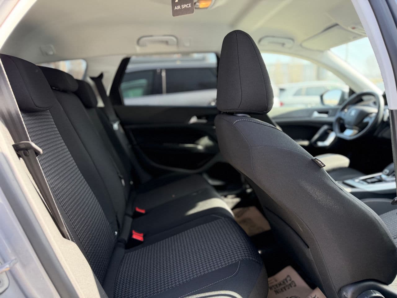 Peugeot 308 2020 — Миниатюра 17