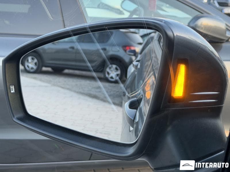 Volkswagen Tiguan 2023 — Миниатюра 5