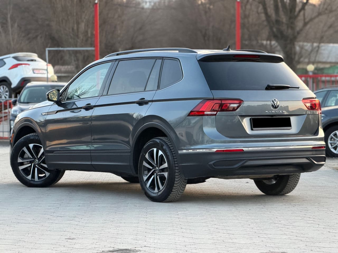 Volkswagen Tiguan 2023 — Миниатюра 3