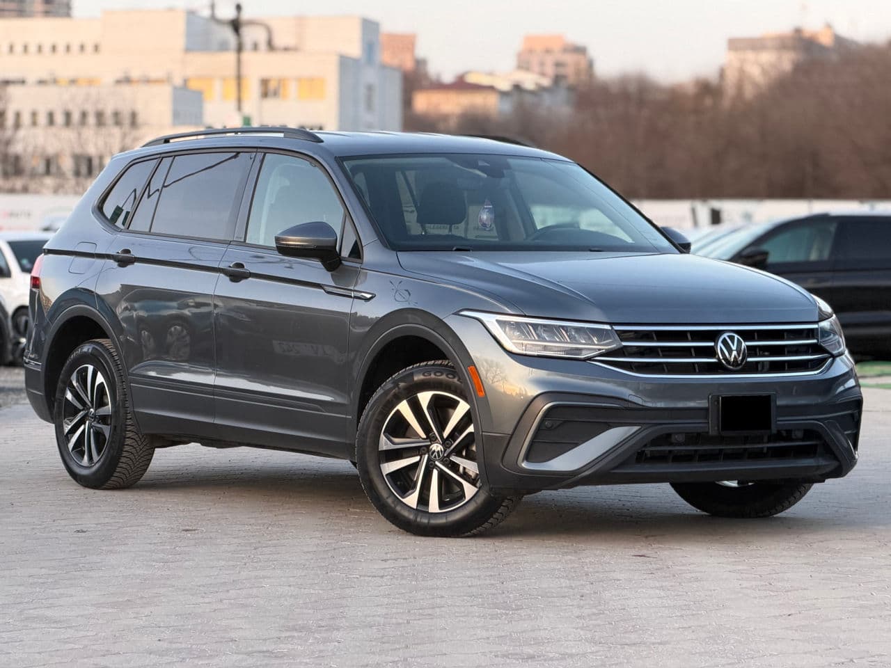 Volkswagen Tiguan 2023 — Миниатюра 4